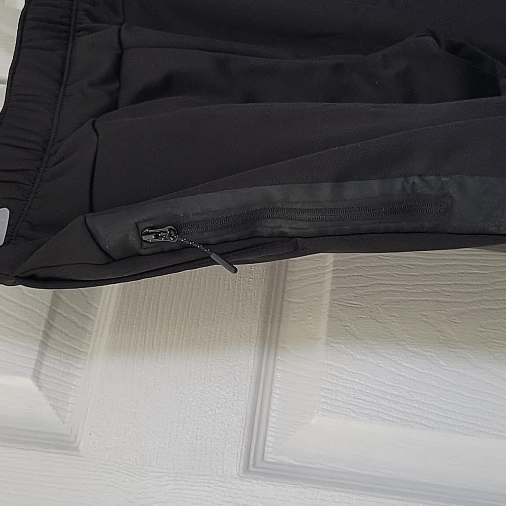 Asics Sweatpants - Picture 4 of 5